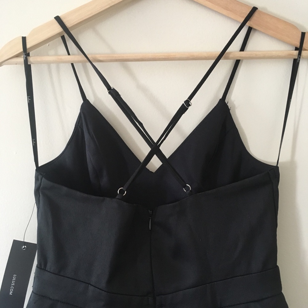 CLOSET CLEAR OUT SALE - NWT Lulu’s black satin cocktail dress - Picture 10 of 11